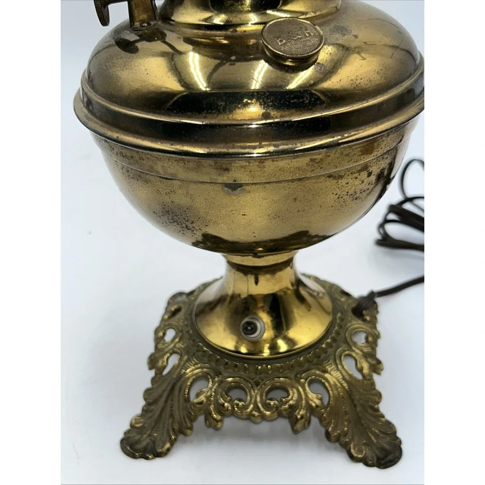 Antique Electrified Bradley & Hubbard Oil Lamp Made In USA Fleur de Lis